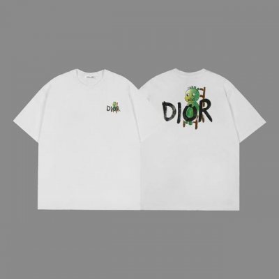 上新 Dior 迪奥 24Ss设计师款涂鸦印花圆领短袖半袖T恤 工艺：涂鸦印花设计 面料：260克高支高密双股双纱面料 颜色：黑色 白色 尺码： Xs S M
