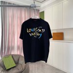 LV*路易威登2025春夏季新款 个性字母Logo印花 定制面料300G 短袖T恤 男女同款 尺码：S M L Xl Xxl 五个码 颜色：黑色 白色 粉红色
