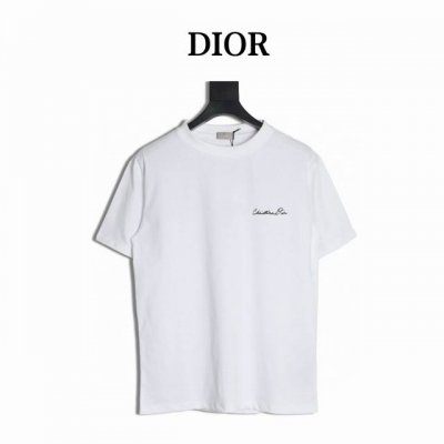 dior 迪奥Cd 植物花朵图案短袖T恤 高端进口双面弹力棉面料，洗水处理，左前胸Logo刺绣工艺，后幅幸运铃兰花朵图案印花，做工精细 G Size：Xs-L