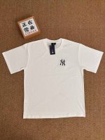 顶端刺绣品质Mlb 基础款双拼刺绣白色短袖宽松男女同款情侣款 采用抗菌260克新疆长绒棉重磅面料 透气舒适 怎么洗都不起球透气轻柔的短袖 让您穿着舒适一整天 品