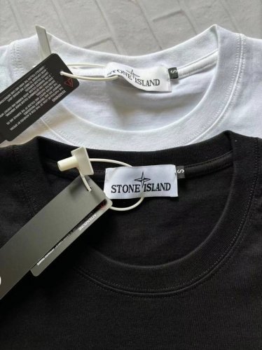 高品质，雪梨纸精包装 Stone Island石头岛短袖T恤夏季新款印花大圆标男女同款宽松T恤 纯棉面料，舒适又透气 版型宽松非常百搭，高级经典Logo。显得高