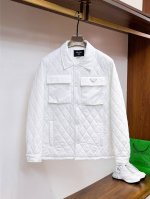 P440 普拉达 官网同款，同步发售！新款棉服男士加棉夹克外套，原单三标齐全高端版本！带隐藏帽，专柜定制面料 透气舒适度高，细节无可挑剔，品牌元素设计理念，体现