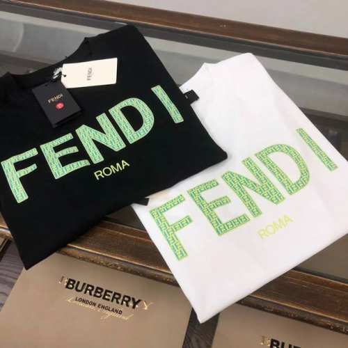 款号：G2108 Fendi 芬迪 2025夏季新款圆领短袖T恤！ - 260G双纱纯棉顶级面料 手感柔软 百分百纯棉独家出货 定染硫化黑无尘处理面料 -面料：
