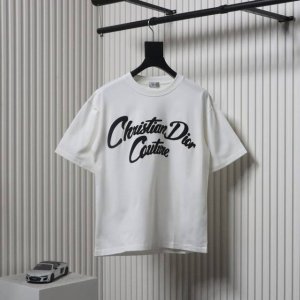 Dior 迪奥 25Ss 发泡字母短袖T恤 面料采用定制240G 26支特滑双股精棉平纹高密无尘全棉布料 前幅高密度加厚 走线平整 代工品质 全套定制辅料 尺码