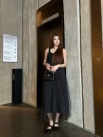 新品上新 Louis Vuitto* 老花网纱半裙 高级定制 L V驴家 Logo老花网纱半裙 质感高级 透气舒适 双层中长半裙剪裁 外层蓬松大摆若隐若现修饰身