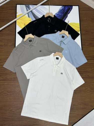 可隆四色齐发 Kolon Sport可隆polo衫夏季短袖速干T恤小翻领防晒运动上身垂感十足 版型完美，吸汗透气，百搭休闲！这款可家的polo衫，遵循并致敬精典