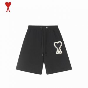 ami 艾米 大爱心章仔刺绣经典款短裤 抛开一切乱七八糟的话术 我们直接来到商品参数 380G定制粗糙手感面料 正确做工 每一处细节100%还原官网 螺纹采用5