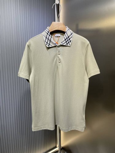 Burberry 顶级复刻 独家专供秋季新款 巴宝莉时尚休闲翻领短袖，桑蚕丝面料搭配起脚工艺！高级密针刺绣、高端欧版原单T恤，潮流时尚休闲半袖 透气舒适度高，细