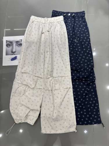 acne Studios 爆款来咯满印笑脸Logo休闲裤 膝盖做了褶皱设计 整体修饰显瘦杆杆滴 松紧腰胖瘦都可穿最主要超减龄冲冲冲 蓝色杏色 Smlxl