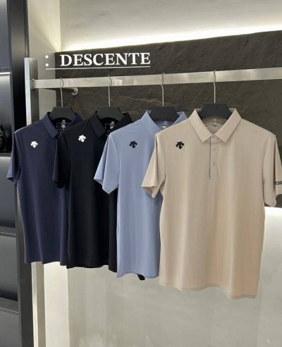 2025迪桑特无痕抗菌男士polo 尺码M-5Xl 颜色黑、灰、藏青，蓝色 夏季穿什么衣服最舒适、答案肯定是速干的！这款短袖采用当下最贵的锦氨功能性速干面料、具