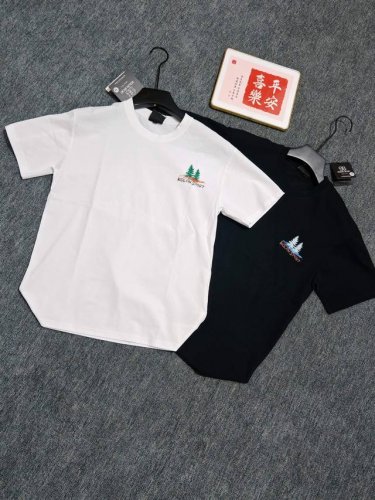 kolon Sport 可隆25Ss 夏新款短袖T恤 海外版 男女同款 双面液氨面料升级 采用日本液氨丝光工艺双面处理 液氨技术能使棉纤维膨胀后收缩 比普通丝光