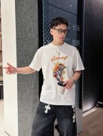 Give 纪梵希 2025年春夏新品上新 三标齐全 纯棉圆领短袖T恤 好货不用过多介绍 看细节 专柜码数 M-Xxxl 175 140建议L