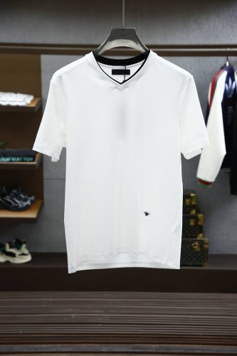 dior迪奥 2025新款 春夏新款短袖 面料控必入款-采用进口高密度皮专柜定制皮马棉 质地温儒柔软 细腻柔软 上身自然是舒适 吸汗柔软细腻 不变形不起球 整体