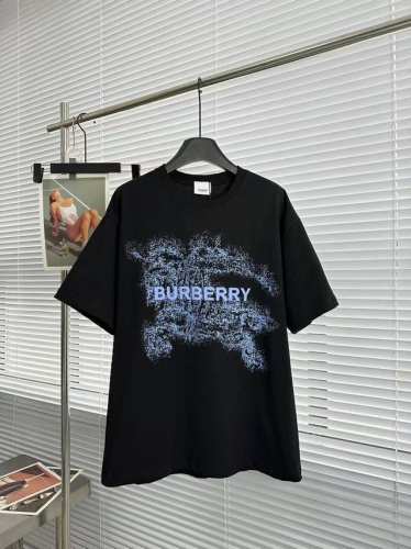 25Ss Burberry 巴宝莉模糊概念战马系列夏季圆领短袖T恤 官网同步 男女同款 面料：原版同步面料280克高支高密 高端品质 独家定制 采用定织定染高克