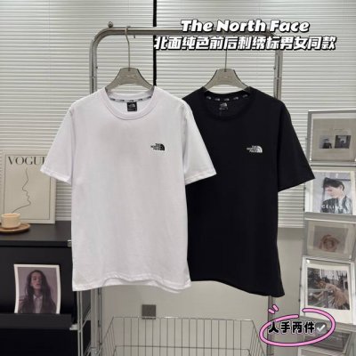 the North Face 北面经典前后小标刺绣情侣短袖 32支双纱230克全棉面料 全网独家首发 百搭款细节处理完美 十分精致 原版面料 网红明星同款 高版