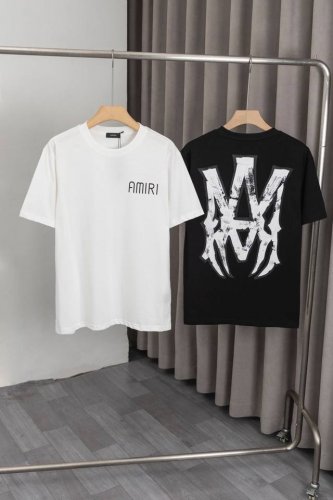 x049 Amiri 40Ss新款T恤，前后图案+字母Logo印花工艺，采用260克双纱全棉面料，面料柔软，潮流时尚百搭，男女同款。颜色: 黑色，白色，尺码:M
