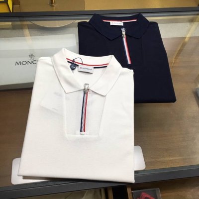 专柜新品 Moncle... 2025春夏新品 时尚polo 翻领短袖 高级定制百搭款式 任何人都可以轻松驾驭 面料全订制工艺 胸前奢华经典品牌Logo设计，非