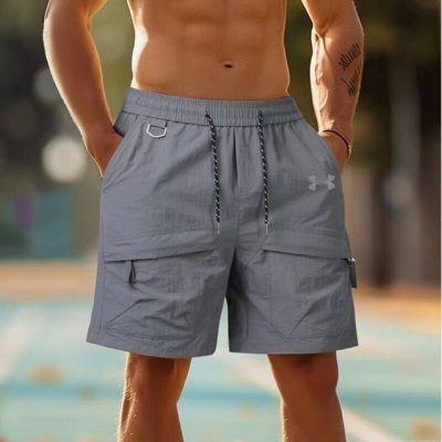 under Armour 安德玛户外 科技面料运动休闲五分裤轻薄速干短裤休闲通勤 机能短裤 它是可以被定义为一条‘皮肤裤’，防晒抗撕裂，整条裤子包括腰部全带弹力