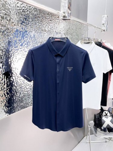 普拉达 新品上市！2025Ss夏季新款字母Logo男士翻领Polo衫！经典商务男款，高端男装的天花板级别的商务男款！简约时尚大气不失优雅，单穿内搭体面过人，品质