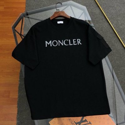 Moncler 蒙口 2025春夏新款印花 口袋Logo短袖T恤 原版面料高版本高品质 网红明星同款 定制定染简约基础款，简单大气，精致时尚，纯棉面料，面料柔软