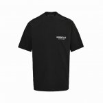 fear Of God-Essentials 24Fw Holiday硅胶字母印花短袖 采用重磅260G纯棉面料，柔软亲肤且具备自然垂坠感，质地厚实挺括，经过洗