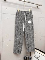 dior迪奥 休闲裤2025Ss春夏新款，特选定制科技清爽面料，定制原版五金，重工工艺打造，车工走线精细，定制面料，柔软舒适，质感显著，辅料精美，媲美市场任何高