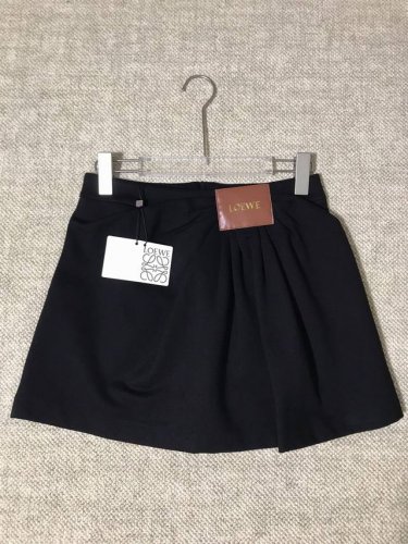 loewe 罗意威女装棉质不对称手工褶皱A字设计休闲半身裙短裙。Smlxl