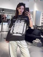 爆款模特图 顶级版本Erd忧郁的富二代现漫画情侣水洗柔软水洗做旧单缝线圆领短袖 忧郁的富二代 来自备受关注的小众高端时装品牌Erd 忧郁的富二代 Clean F