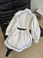 休闲运动 25新款 撞色线条勾勒防晒套装 运动休闲必入 妥妥的的网球少女感 十分减龄 活力满满的 简洁百搭白色系 干干净净很显气质 采用速干尼龙面料 一色三码