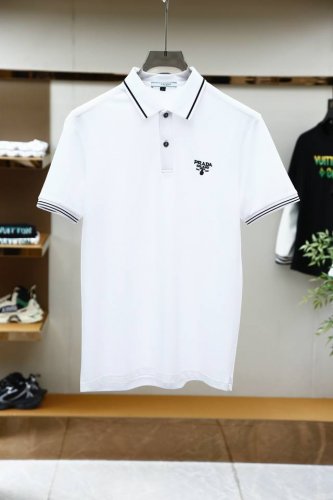 prada普拉达-重磅推荐！春夏新品 专柜在售 时尚高端男装polo-胸前Logo个性时尚 进口顶极高密度丝光珠地，极为亲肤舒适 摸上去非常的细腻，质感很好，凉