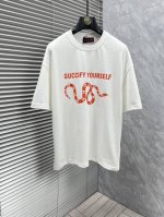 古家 2025春夏新款男女同情侣款休闲宽松棉质圆领短袖T恤衫！贸易公司渠道稀出，同步官网发售 ！ 2025春夏最新系列，经典时尚设计元素，为全新系列注入满满活力
