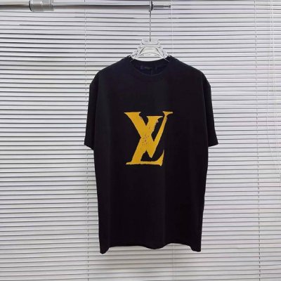 上新款号：B174 1V*路易威登夏季新款 个性字母Logo印花 定制面料 短袖T恤 男女同款 尺码：Xs-L