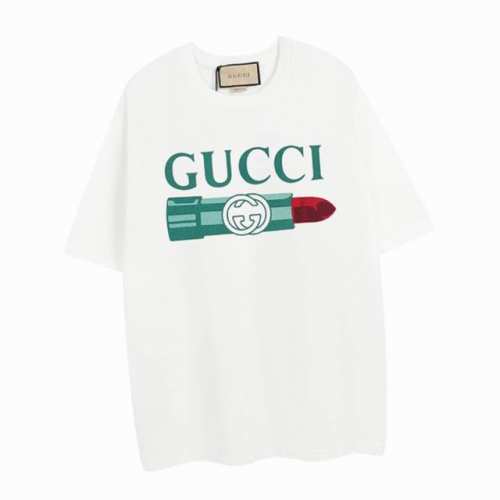 古驰 Gucci 夏季新款 口红印花圆领短袖T恤 重磅纯棉面料材质 高克重具备塑形效果 具有良好的吸湿性和透气性 穿着亲肤舒适 胶浆印花工艺融入渗透技术. Co