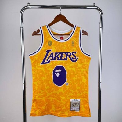 款号：S84 顶级刺绣版本 Bape×M&N 联名球衣93号湖人队 猿人头 定制优质网眼布面料，原版克重，Dri-Fit 技术导湿速干，防静电处理 Nike和N