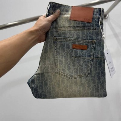 顶级版本 2025春夏欧洲专柜新款 超A代购级别海外贸易公司订单货源，顶级原单高端男士定制时尚修身小直筒牛仔裤。，528～38 颜色：图片色 尺码：29-40