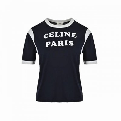 : 140 Celine 赛琳 25Ss 植绒字母印花短袖 法国时尚品牌Celine，在潮流变迁中历久弥新，创立人薇琵娜女士把Celine从包袋到服饰，都在时尚
