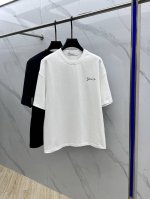 Givenchy 纪梵希 2025Fw春夏新品圆领打底外穿T恤，立体感Logo微廓形半袖，活性纯棉打底T恤，棉，手感面糯有骨感，柔而有韧性。工艺处理，韧性和抗皱