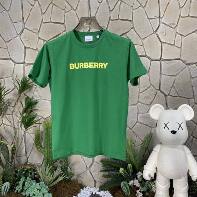 代购级 巴宝莉 Burberry博柏利 Fw 品牌Logo印花圆领宽松短袖T恤 男款 秒杀市面上一切版本 只能说根本就不是一个级别的存在 不管是材质还是细节还原