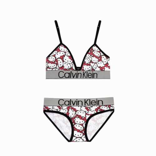套 款号Ys08 贴身衣物非质量问题不退不换 Calvin Kleinck背心内衣内裤自主Hello Kitty印花经典三角杯运动套装 尺码：S M L 颜色：