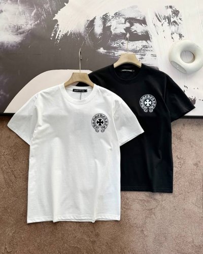 chrome Hearts 克罗心 25Ss夏新款短袖T恤 男女同款 双面液氨面料升级，采用日本液氨丝光工艺双面处理 液氨技术能使棉纤维膨胀后收缩，比普通丝光面