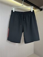 短袖外套 马甲 短裤 黑色短裤展示