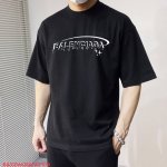 F579 Ba巴黎世家 新款字母印花双层重工短袖T桖 字母图案不管是T桖还是卫衣都是每年的爆款单品 前幅大面积印花采用大康丽数码印花机直喷 成本极高 经过多次的