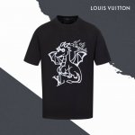 款号Sl58 Lv路易威登小火龙腾龙字母刺绣圆领短袖 万针刺绣 官网买的样衣回来打的板 原色原版1:1 市场发这么低不发这个价格p没办法 情侣同款 全套包装 三