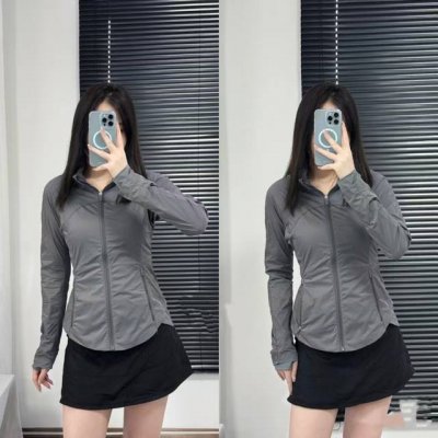 石墨灰- --Lululemon防晒衣修身款夏季出游必备，6色皮肤衣 Lulu真的太懂女生，穿上简单而又不失精致的感觉这不就来了我当防晒来穿，可以搭配一切有点暴