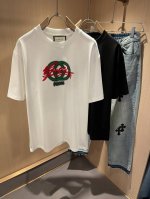 gucc*古家 2025春夏系列基础圆领套头短袖T恤，男女同情侣款休闲宽松棉质圆领短袖T恤衫！贸易公司渠道稀出，同步官网发售 ！ 2025春夏最新系列，经典时尚
