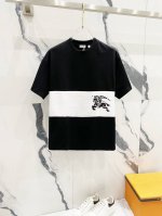 隔天到 Burberry 巴宝莉 经典战马条纹Logo印花 Logo标识精致升级，灵感源自八十年代复古 原版面料 官方同款 短袖T恤 定制260克同缸染面料 手