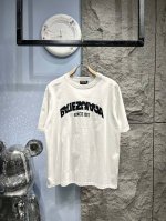 p210Balenciaga*巴黎世家 简约倒钩字母T恤 *原版定制280克双股双纱纯棉面料 这款面料和柜柜一样，采用环保定染原色，面料棉纤维长度长 纺成纱线后
