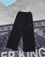 款M837 巴黎 巴黎世家 24Fw Balenciaga 巴黎世家Lb反光字母Logo宽松直筒高品质休闲长裤，经典巴黎字母印花，立体剪裁速干透气秋季薄款休闲长