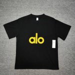 顶级版本Alo 2025Ss字母硅胶Logo字母简约短袖T恤 购入原版开发 进口浆料 随便水洗不会任何变形 保证不掉色不开裂 印花精细 采用260G精梳棉双纱面