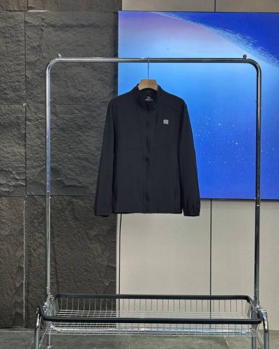 Kolonsport 可隆三色立领轻量凉感防晒衣情侣款 户外轻量化凉感防晒衣上新，小树家专柜同款 采用功能性专业户外防晒型针织材料88的锦纶和12的氨纶有非常好